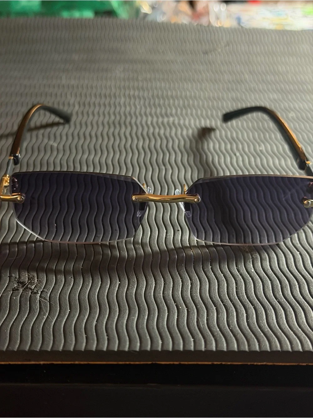 Men's Rimless Black Gradient Sunglasses with Gold Bridge - Brand new w/ case